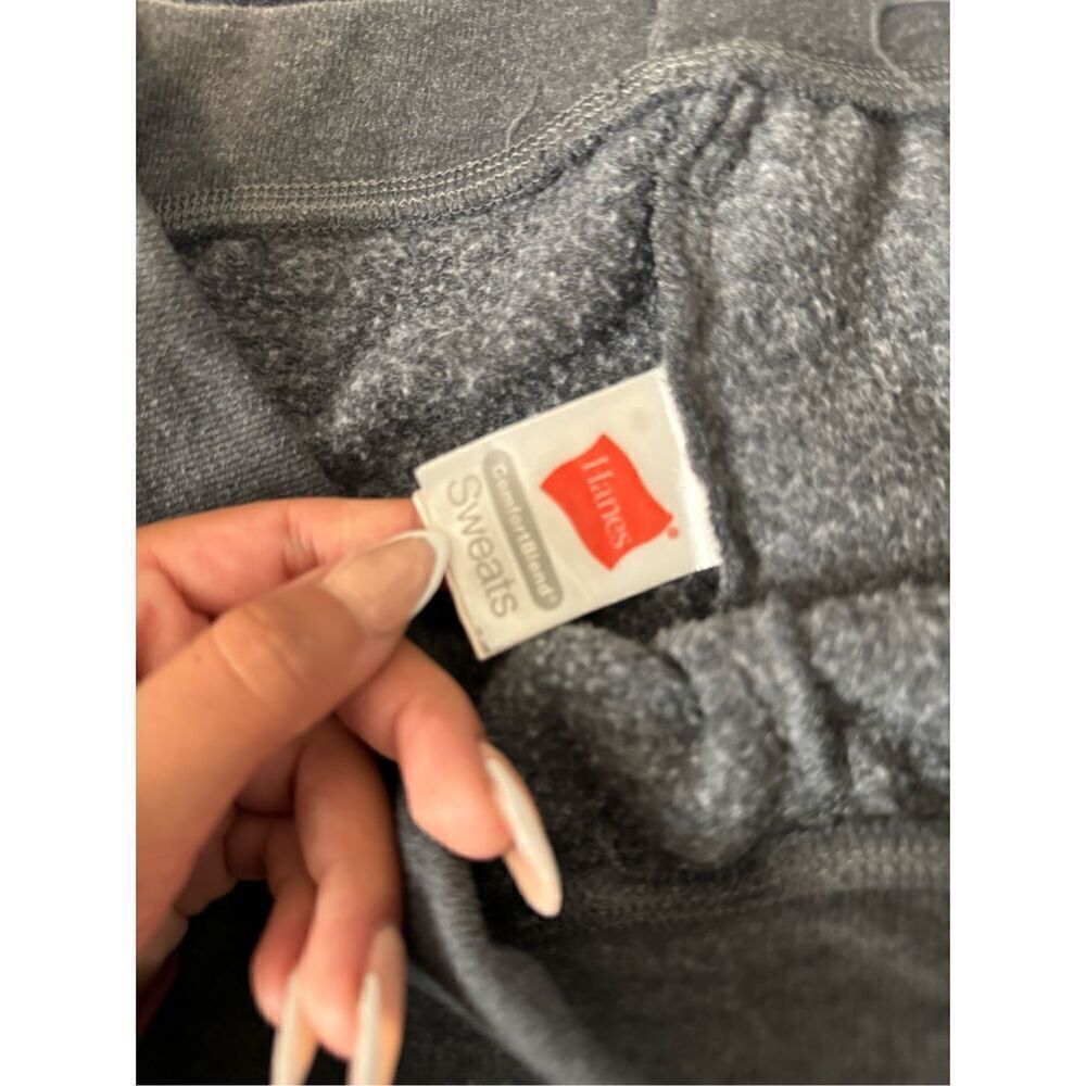 Hanes sweatpants  - Picture 5 of 6